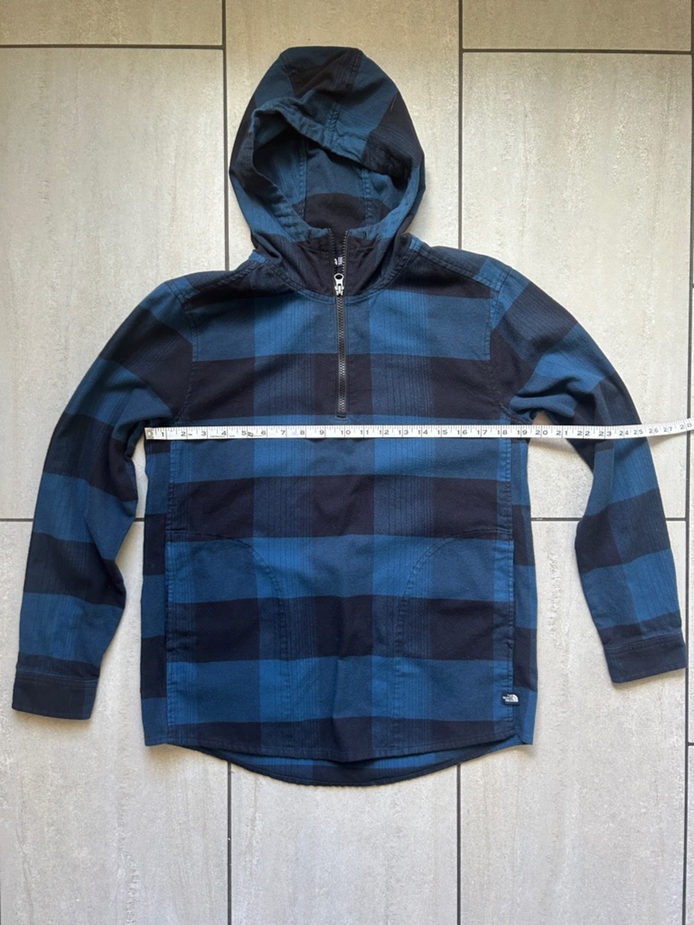 North Face / Flannel Pullover - Picture 5 of 8